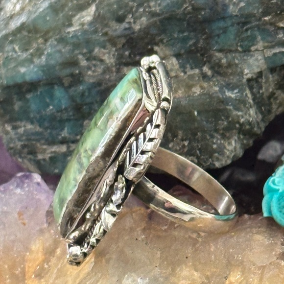 Varisite statement southwestern sterling silver ring - Picture 6 of 9